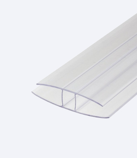 Komad polikarbonatnog profila dužine 6m