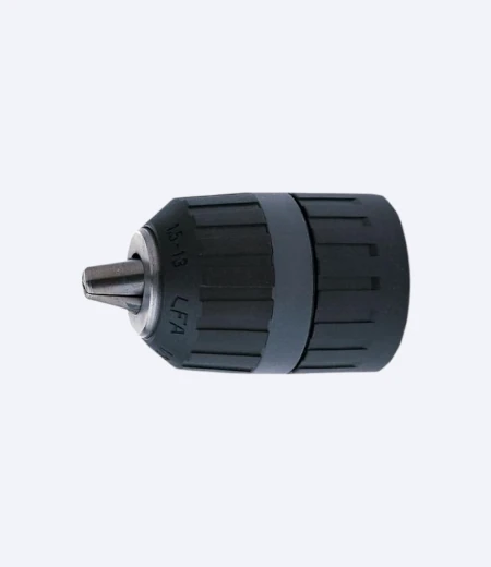 Crni futer predviđen za dimenzije 10mm 3/8'' proizvodnje Makita